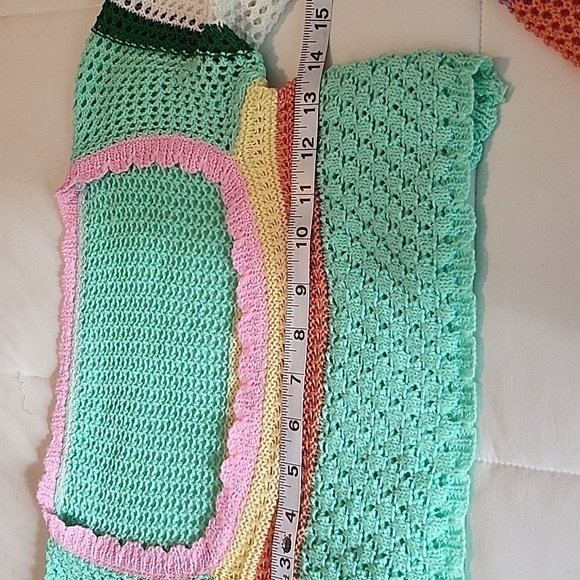 COLOR BLOCK CROPPED CROCHET SWEATER SIZE SMALL - Picture 4 of 9